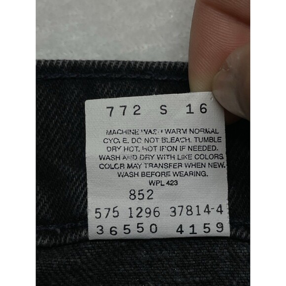 Vintage Levi's 550 Relaxed Fit Orange Tab Shorts Men's Size 40 USA Made '96 - Picture 10 of 10